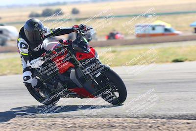 media/Oct-14-2023-TrackXperience (Sat) [[0517685739]]/Level 1/session 5 turn 12/